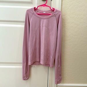 Lululemon size 2 long sleeve shirt